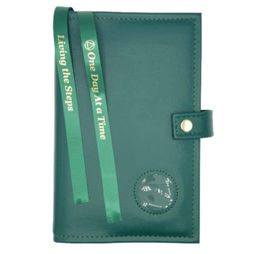 Big Book Regular Hardback – Medallion Holder with Snap/Bookmarks/Penholder (Green) DDBAA0407